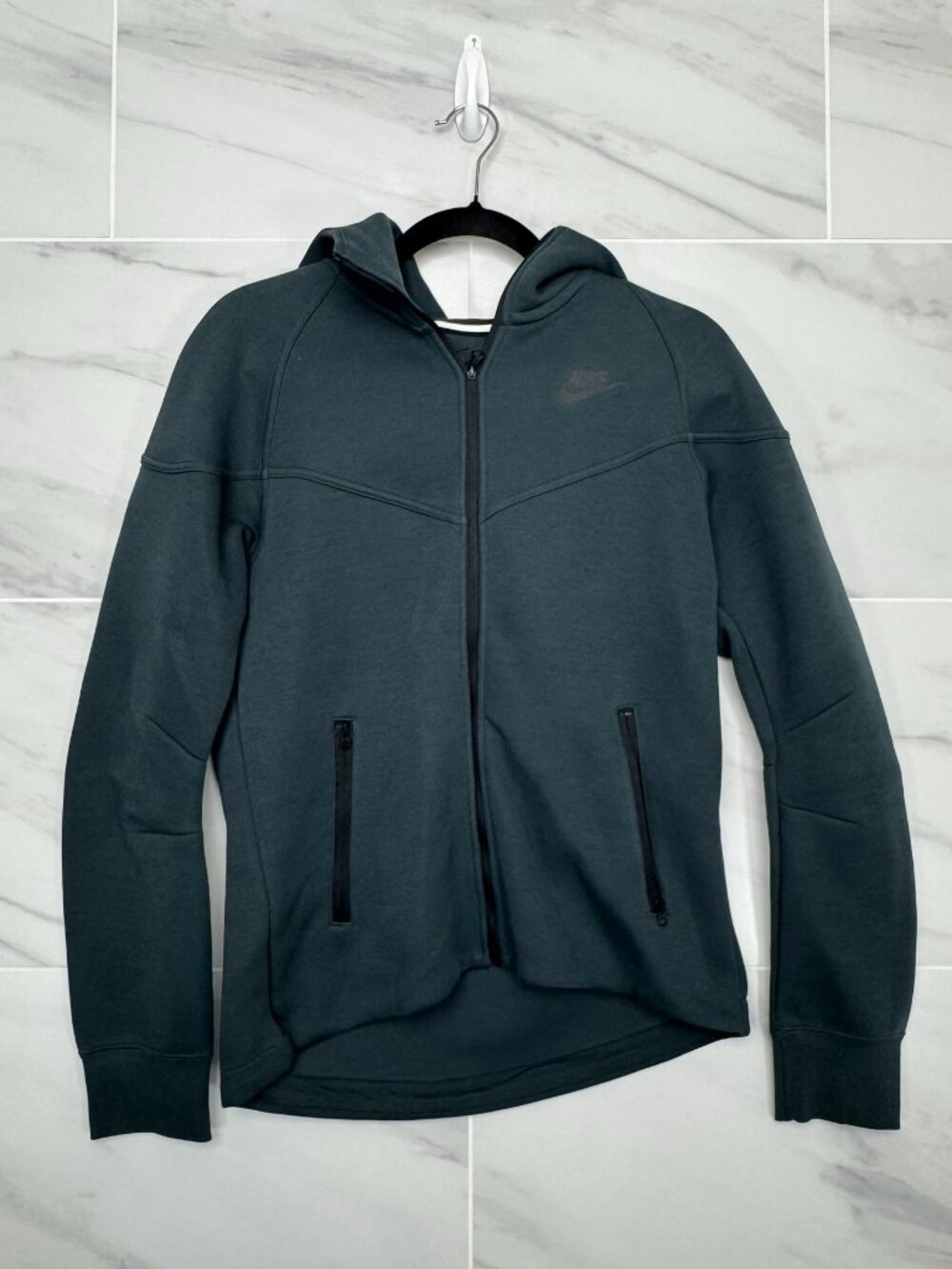 Nike Women's Sportswear Tech Fleece Windrunner 'Seaweed' FB8338-390 Multi Size